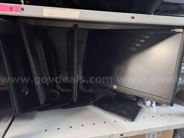 Lot of HP Monitors