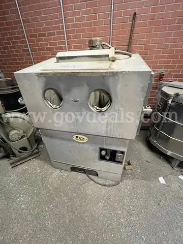Large Sandblaster