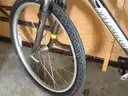 SPECIALIZED EXPEDITION BICYCLE, SILVER (AUC429)