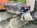 SALT DOG SPREADER BY BUYERS (AUC550)