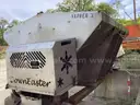 DOWN EASTER SPREADER (AUC551)