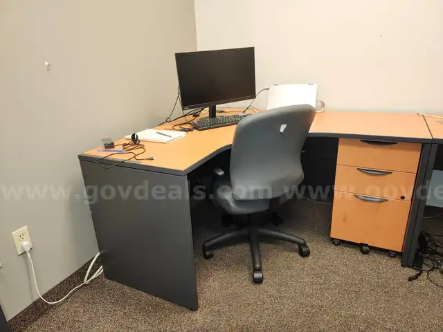 Office Desk with matching cabinet item # 7 (chair/monitor/computer/etc. not included)