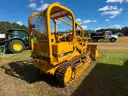 International Harvester 100E Track Loader