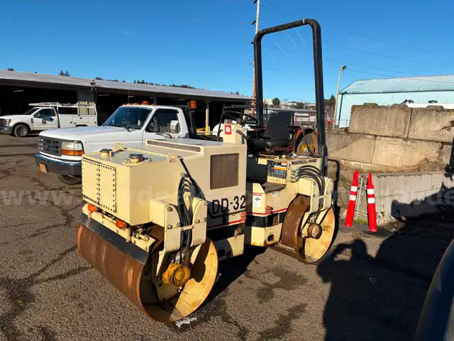 Ingersoll Rand Double drum roller