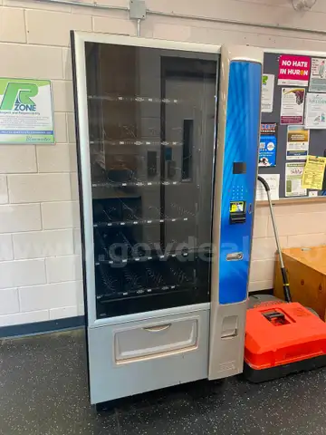 2019 - Crane Merchandising Systems 186D Vending Machine