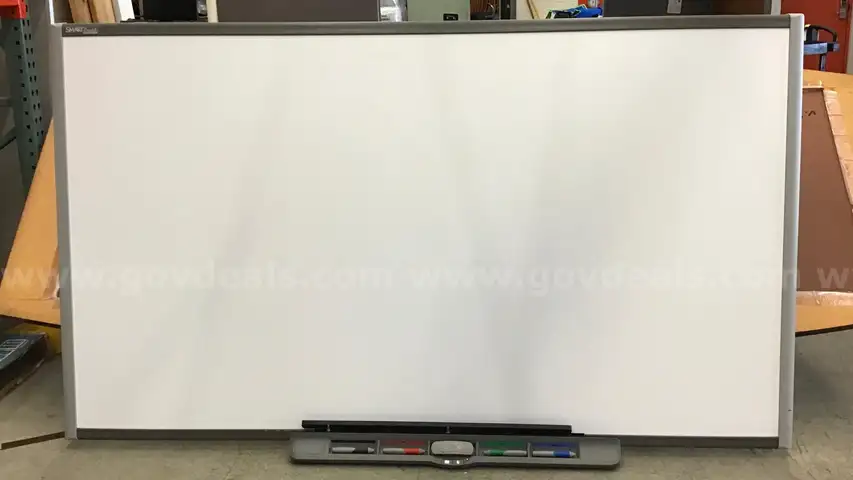 SMART Board - G2524701