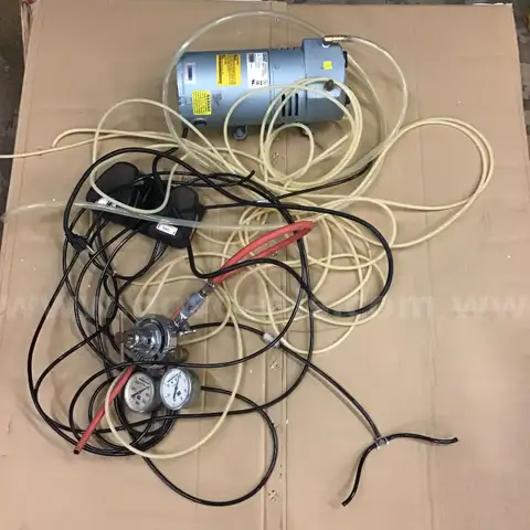 Vacuum Pump Lot - G2527202