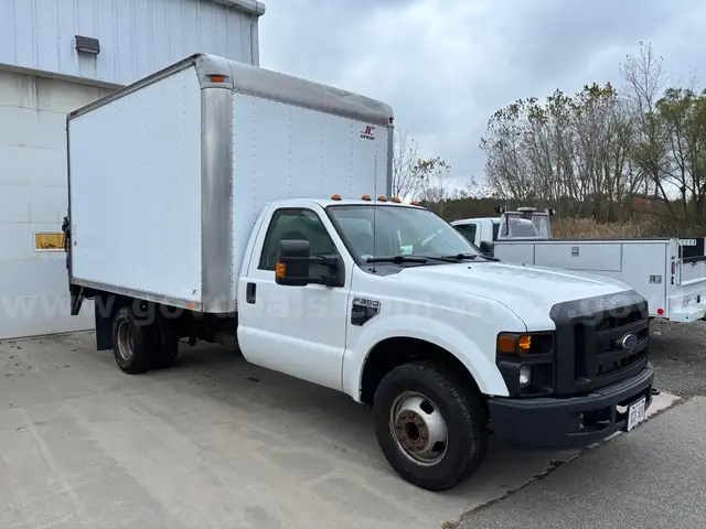 2008 Ford F-350 SD XL DRW 2WD