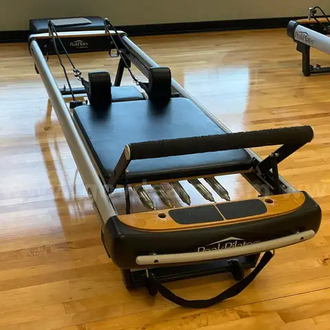 Pilates Machine - G2532809