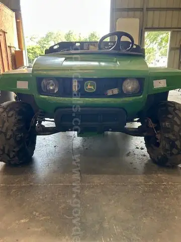 2013 John Deere Gator TX 4x2 Utility Vehicle