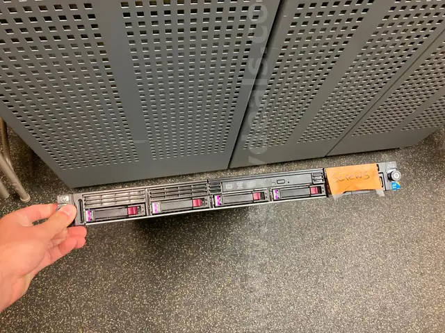 HP ProLiant DL360 G7 1u Rack Mounted Server