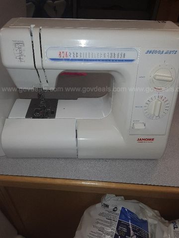 Janome School Mate Sewing Machine | AllSurplus