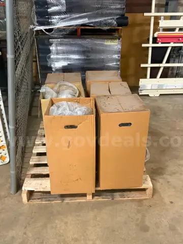 Saffelle Fluffy wax base sweep