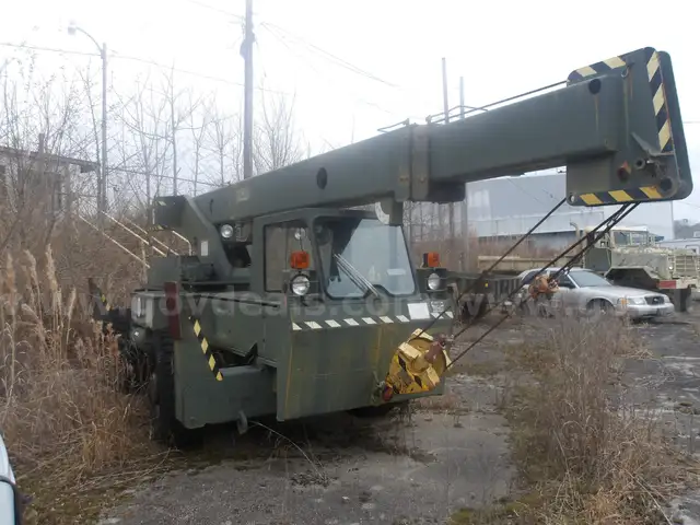 Military Crane