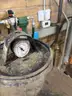 Hofmann Monty 1625 - Swing Arm Tire Changer