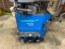 Hofmann Monty 1625 - Swing Arm Tire Changer