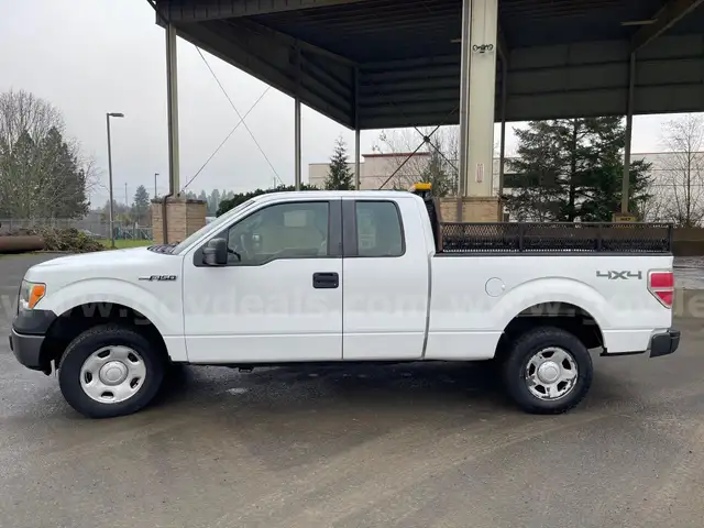 2011 Ford F-150 XL SuperCab 6.5-ft. Bed 4WD