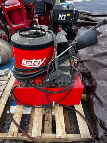 1 (one) Hotsy hot water pressure  washer