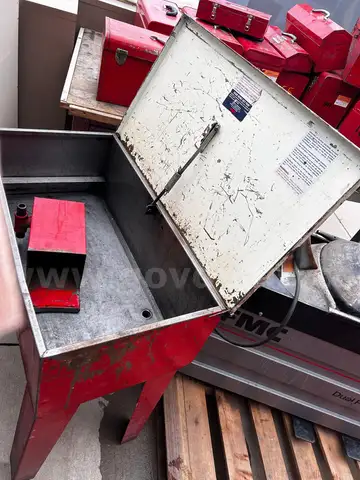 1 (One) HandiKleen Parts Washer