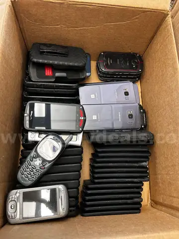 Lot of approximately 40 cell phones (various models)