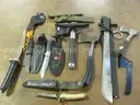KNIVES AND MULTI-TOOLS LOT (GD4154)
