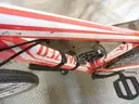 SPECIALIZED HARDROCK BIKE (GD4165)