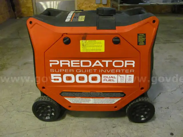 PREDATOR 5000 WATT INVERTER GENERATOR (GD4239)