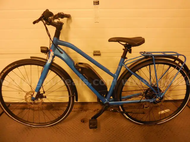 CHARGE CITY E-BIKE (GD4247)