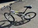 MONGOOSE MOUNTAIN BIKE