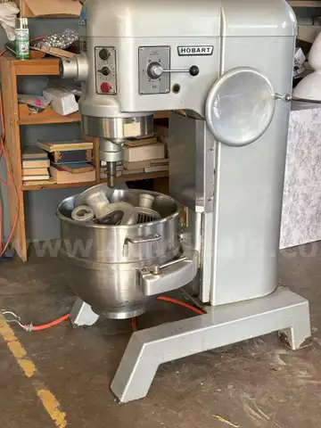 Hobart H-600T mixer