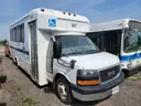 2015 GMC Savana Para Bus