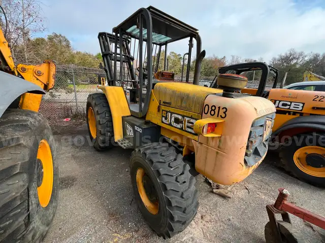 2010 JCB 930 Rough Terrain Forklift