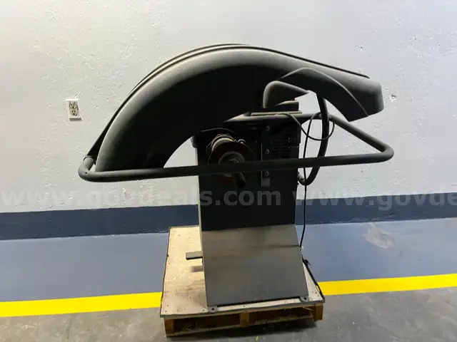 Bosch WBE 4100 Tire Balancer