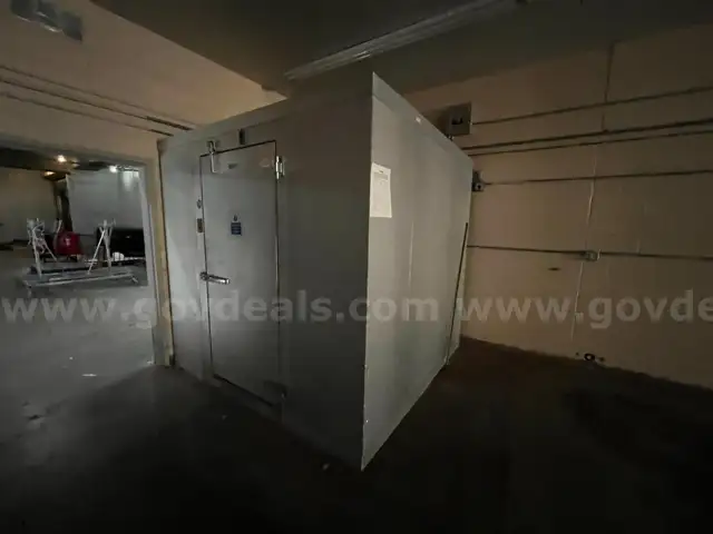 Imperial Brown Walkin Freezer