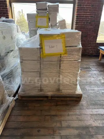 A Lot of 14 MimioVotes (Palletized)