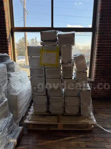 A Lot of 26 MimioVotes (Palletized)