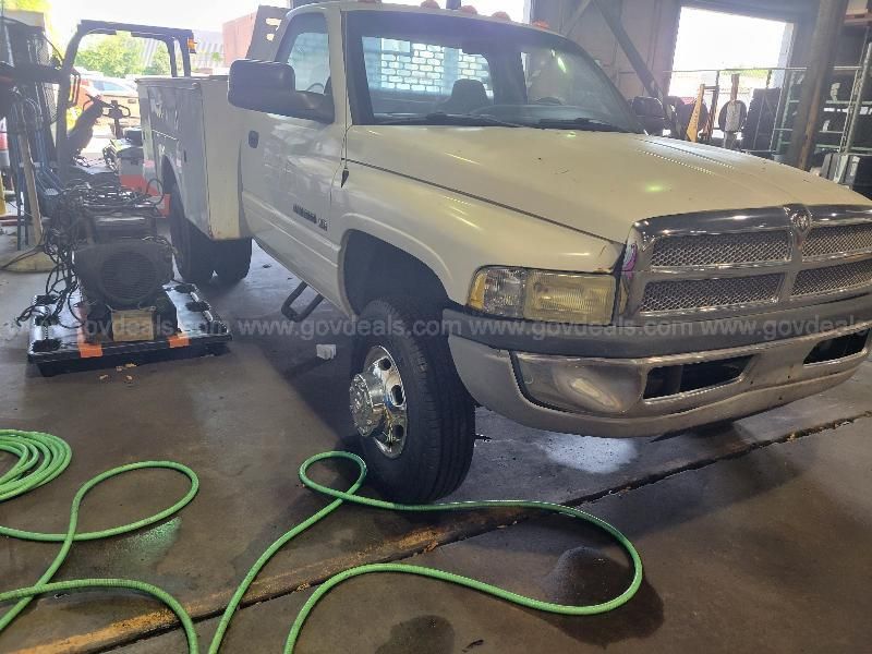 Dodge ram deals 3500 utility bed