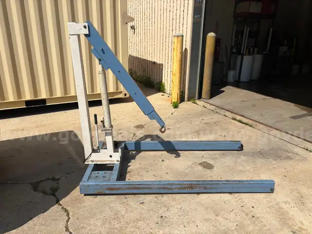 OTC Hoist - 2,200 pound capacity
