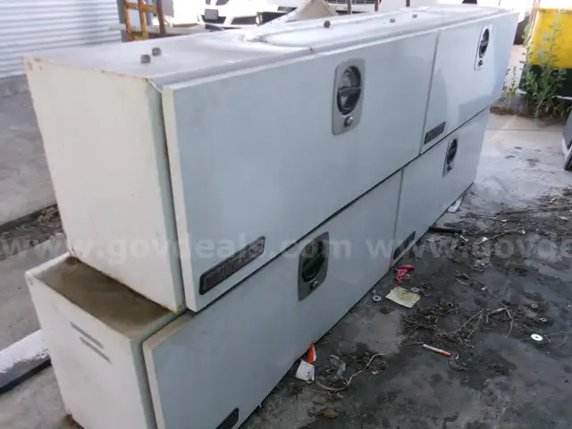 3 sets (2 per set) of metal toolboxes (truck-mountable)