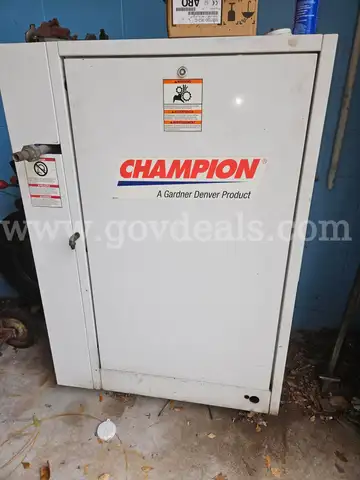 Gardner Denver / Champion EFB996 industrial rotary screw air compressor