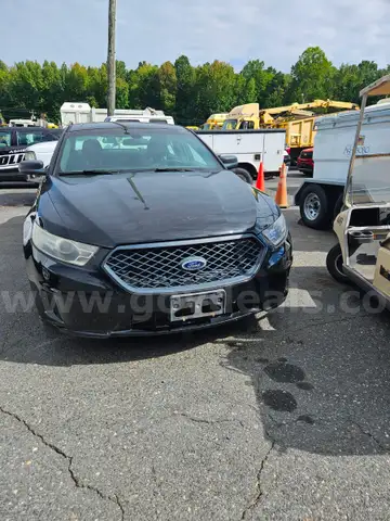 2013 Ford Taurus