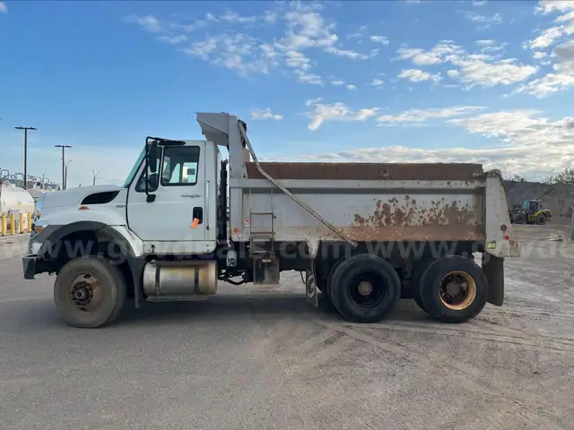 2012 International 7400 SBA 6X4Tandem Dump Truck