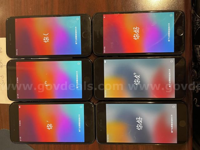 Lot of 6 Black iPhone SE Gen 3 Cell phones | AllSurplus