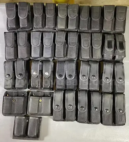 USED 21-Molded Double Mag Pouches (SOLD AS IS).