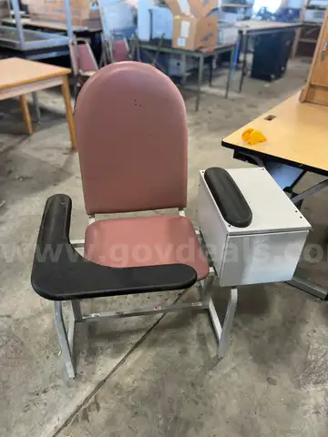 Blood drawing chair