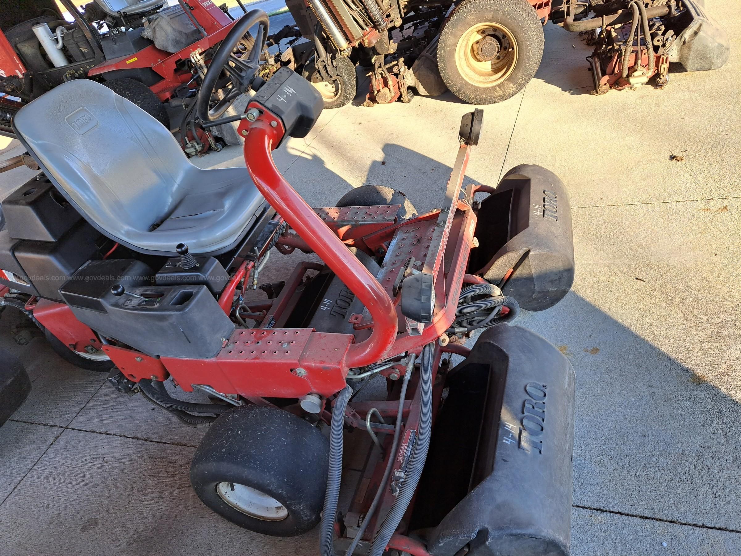 Toro 3150 Greensmaster Mower GovDeals