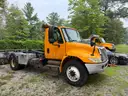 2005 International 4300 with hook lift
