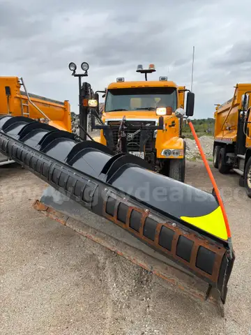 2007 Volvo VHD