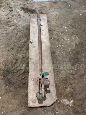 Re-bar bender