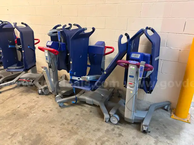 Lot of 6 Bath Trolleys